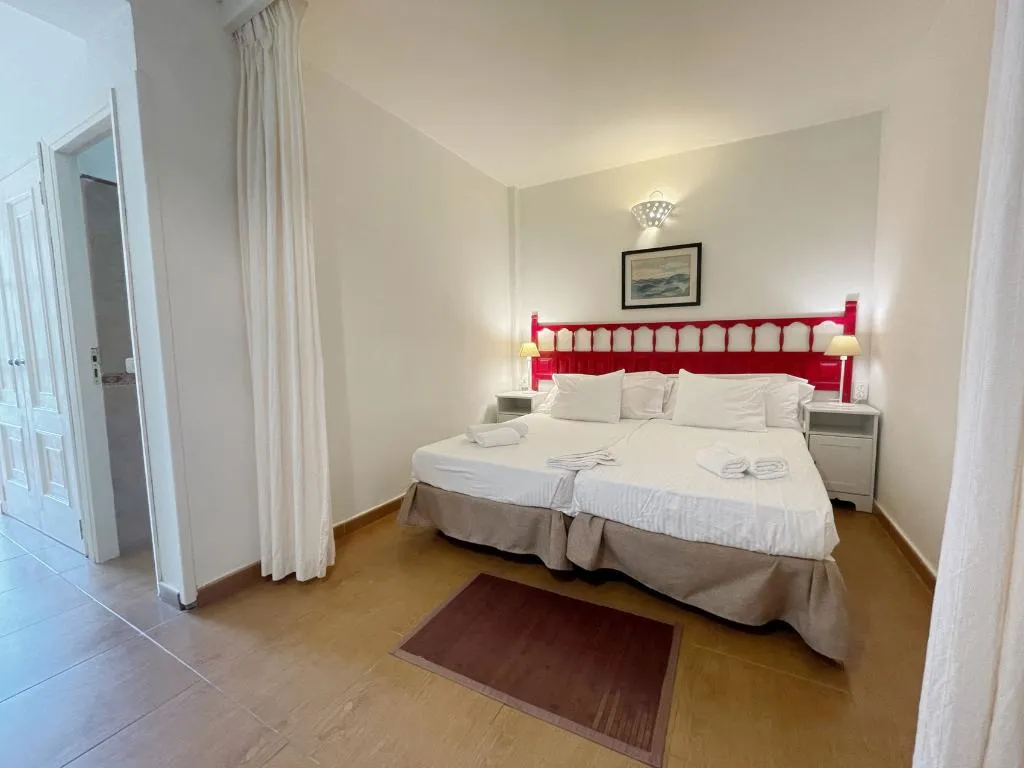 TWIN BASIC Room, Suites Los Telares, Tenerife