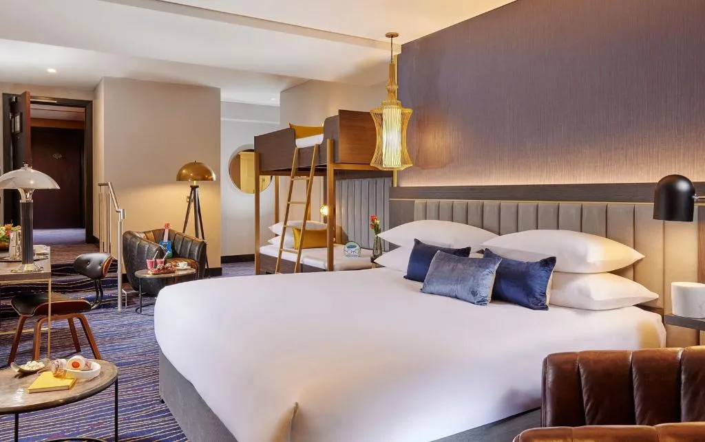 Room, The Grafton Hotel, Dublin