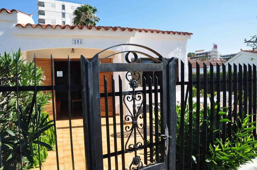BUNGALOW TWO BEDROOMS Room, Santa Clara, Gran Canaria