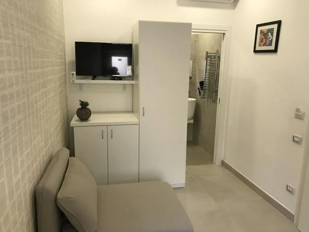 Room, Terrazza Aragon, Naples