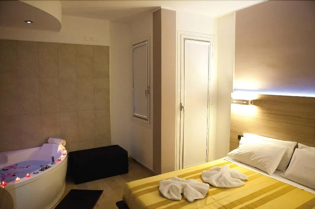 Room, Santa Lucia, Venice