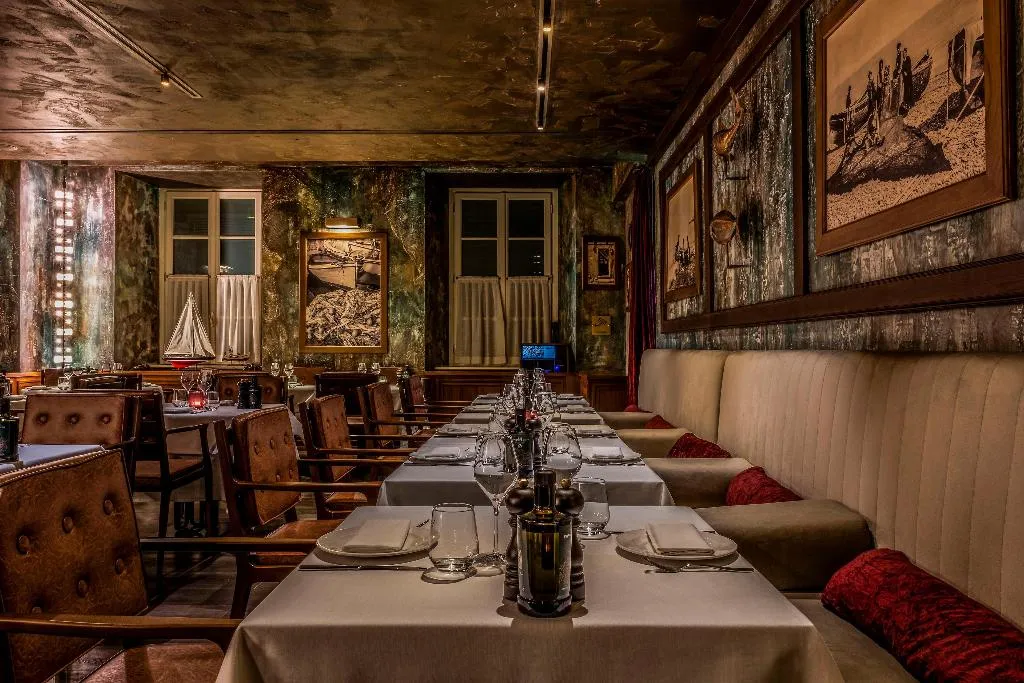 Restaurant, Avani Palazzo Moscova Milan Hotel, Milan