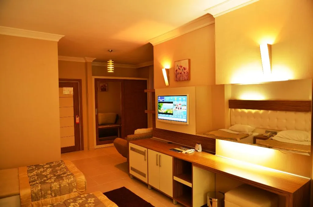 FAMILY ROOM STANDARD Room, Grand Zaman Garden Hotel, Antalya