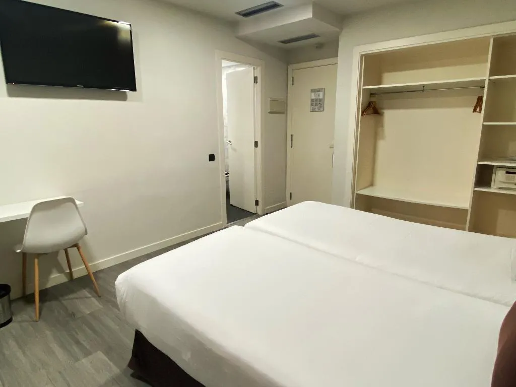 TWIN STANDARD Room, Bcn Urbaness Hotels Del COMTE, Barcelona