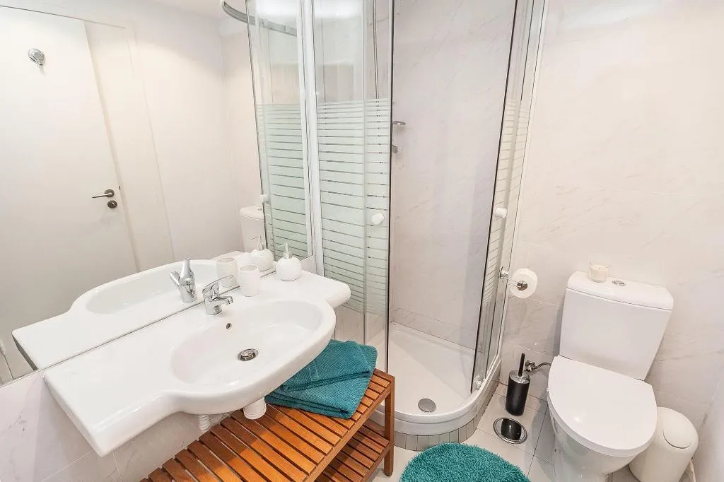 Room, The Lisbon-Way Apartments, Lisbon