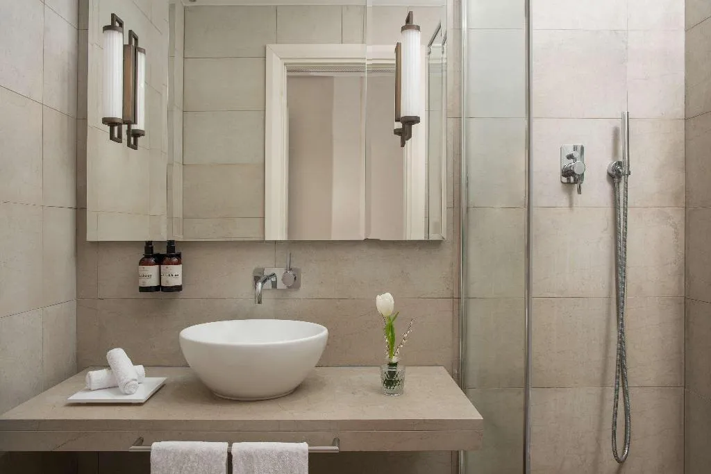 SINGLE SUPERIOR Room, Porta Rossa Hotel Firenze Colbert Collection, Florence