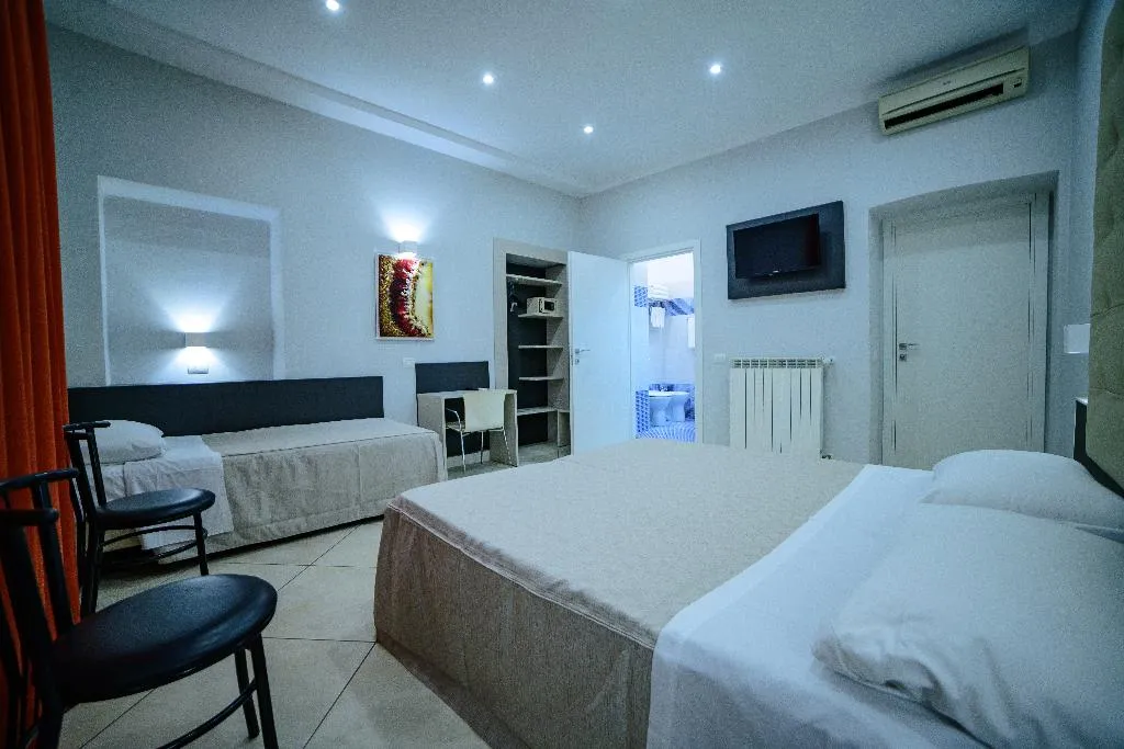 Room, Hotel Demó, Milan