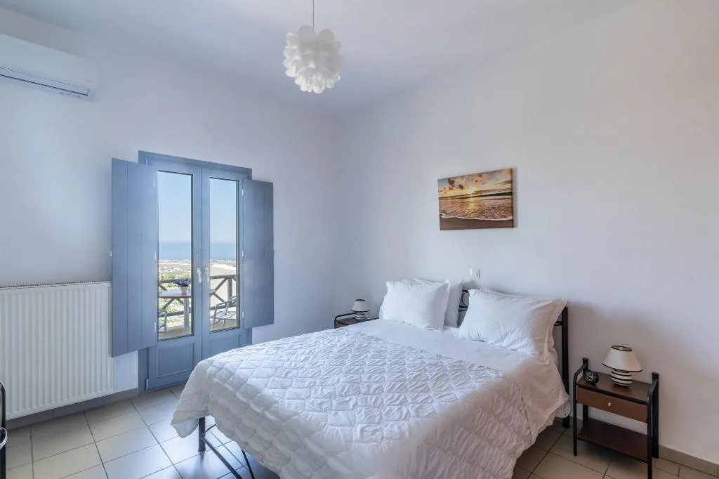 Room, Ampelos Executive Houses, Santorini