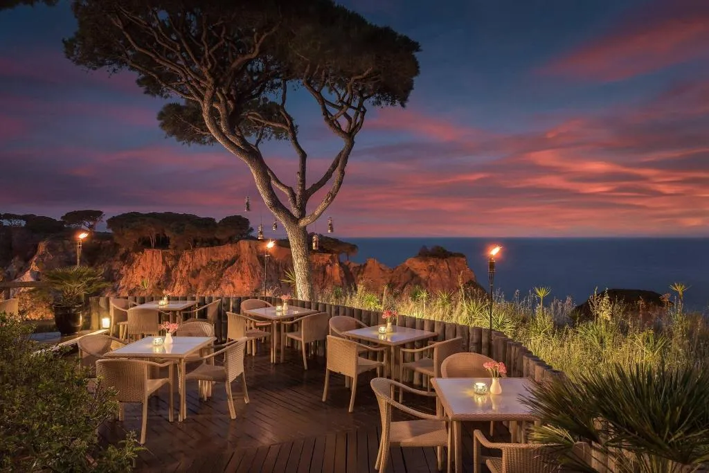 Restaurant, Pine Cliffs Resort, Algarve