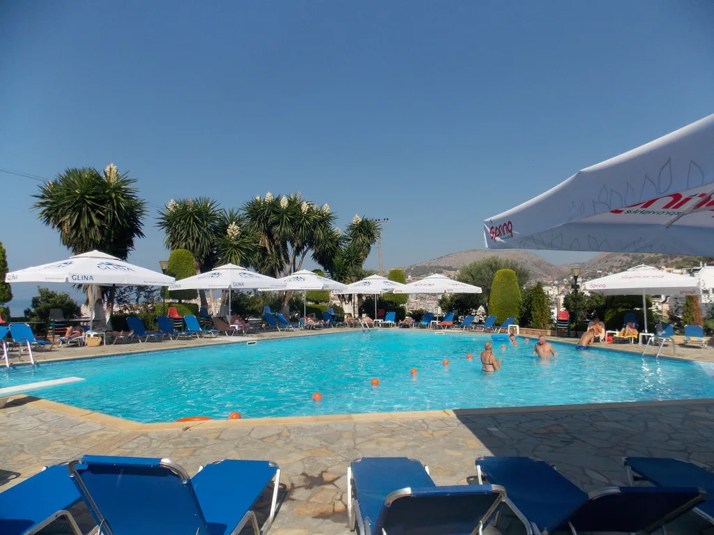 Pool, Mediterrane, Southern Albania
