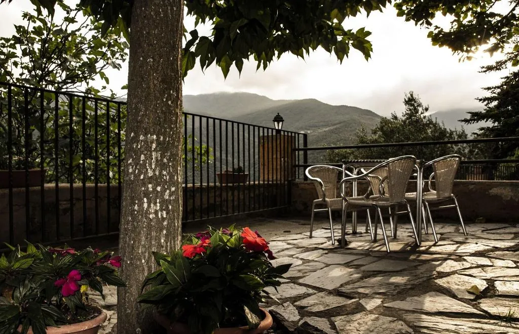 General view, Hostal Montserrat, Barcelona