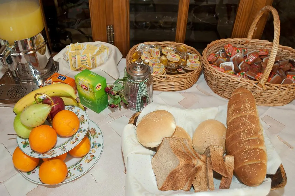 Restaurant, Hermes Delphi, Athens