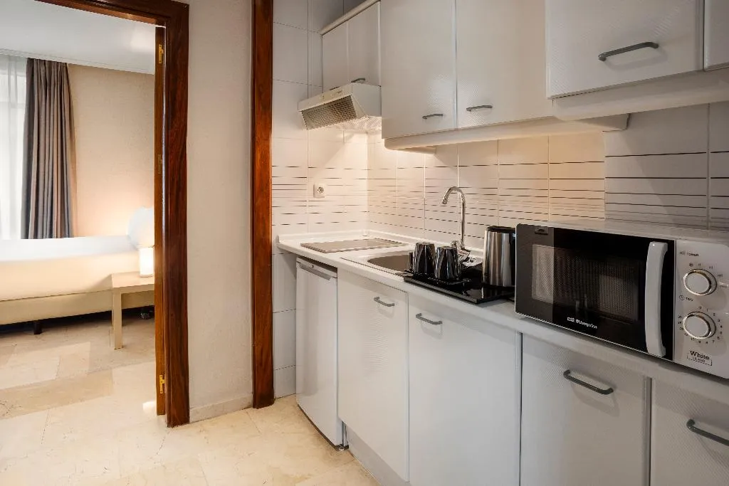 DOUBLE SINGLE USE SUPERIOR Room, Sercotel Togumar, Madrid