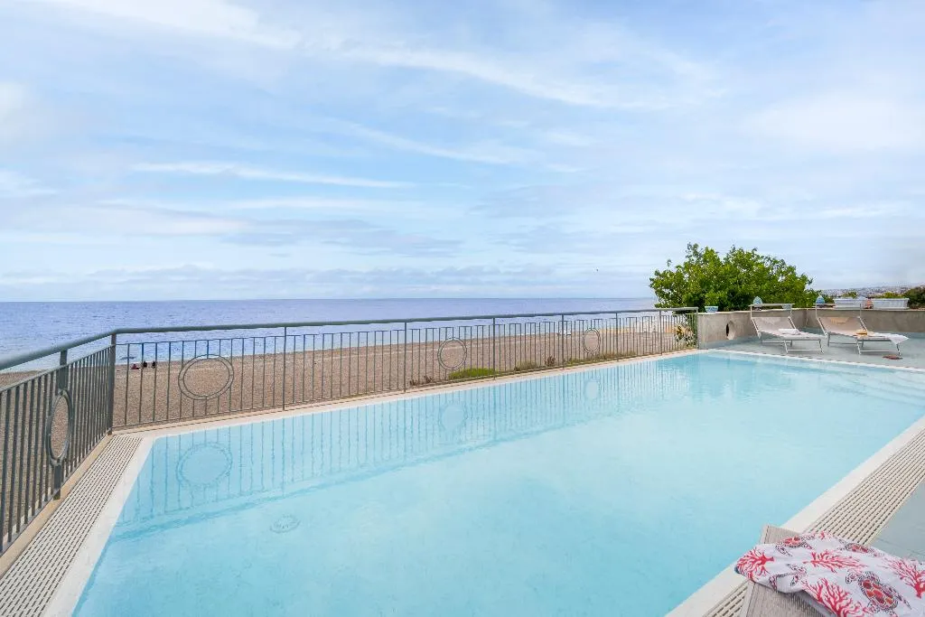 Pool, Aurora View Resort, Catania