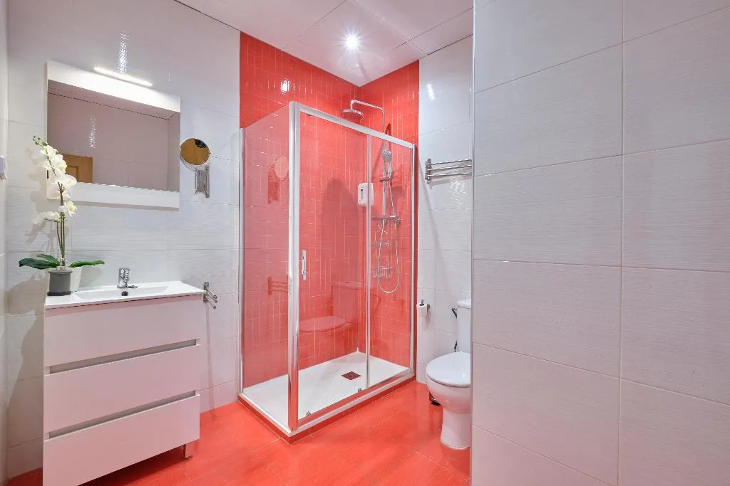 APARTMENT CAPACITY 10 Room, Apartamentos en Sol, Madrid