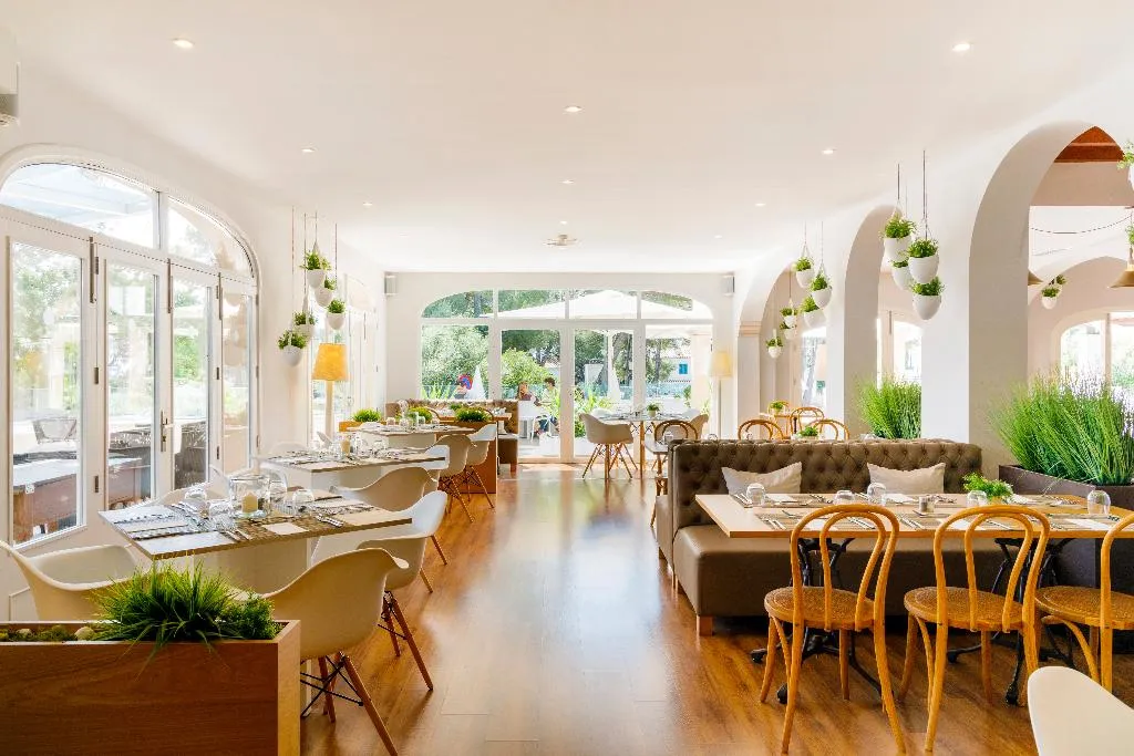Restaurant, Mar Hotels Alcanada, Majorca