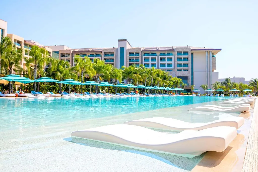 Pool, Regnum Carya, Antalya