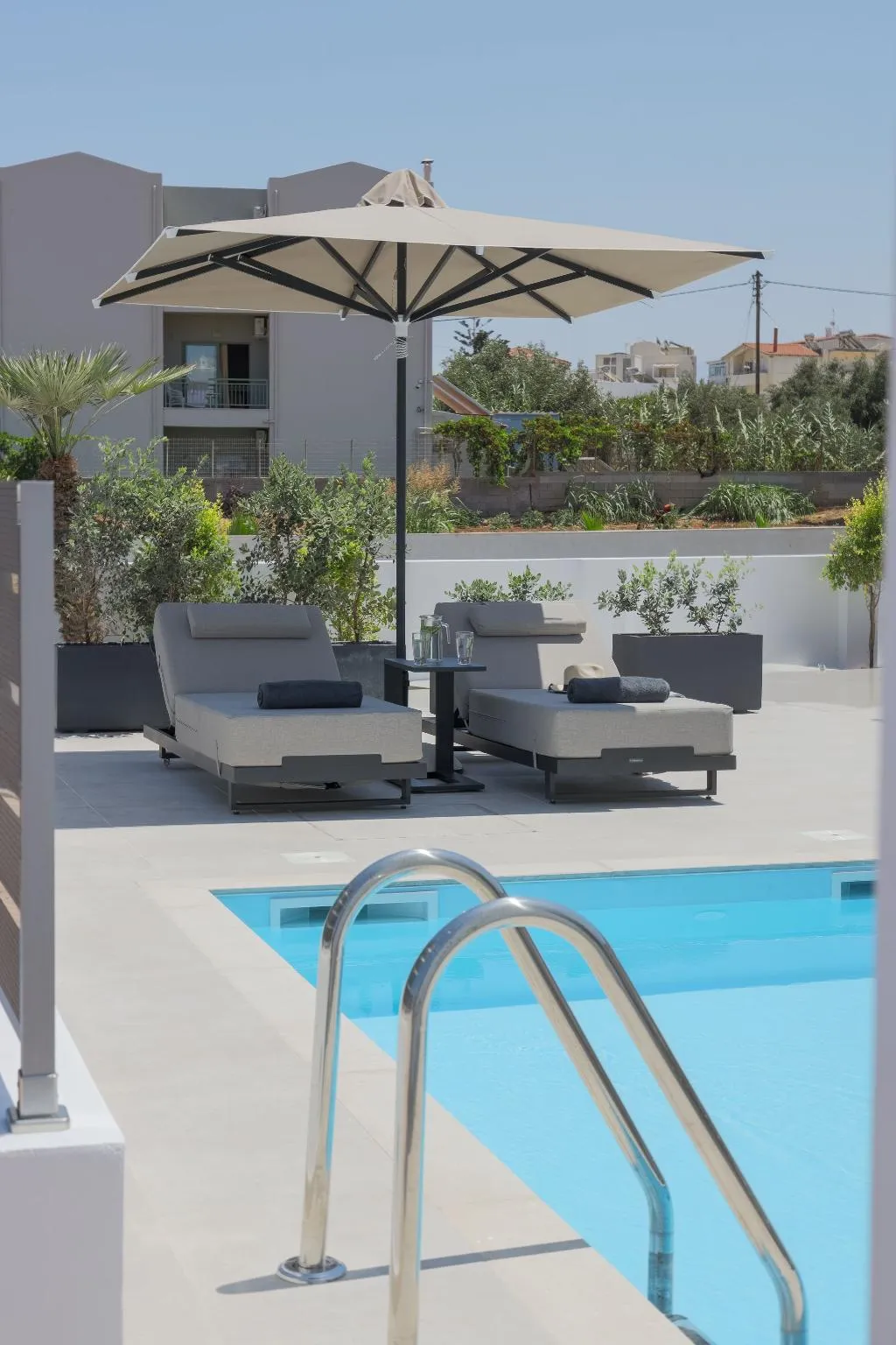 SUITE DELUXE WITH PRIVATE POOL Room, John Mary Apartments Gouves, Crete