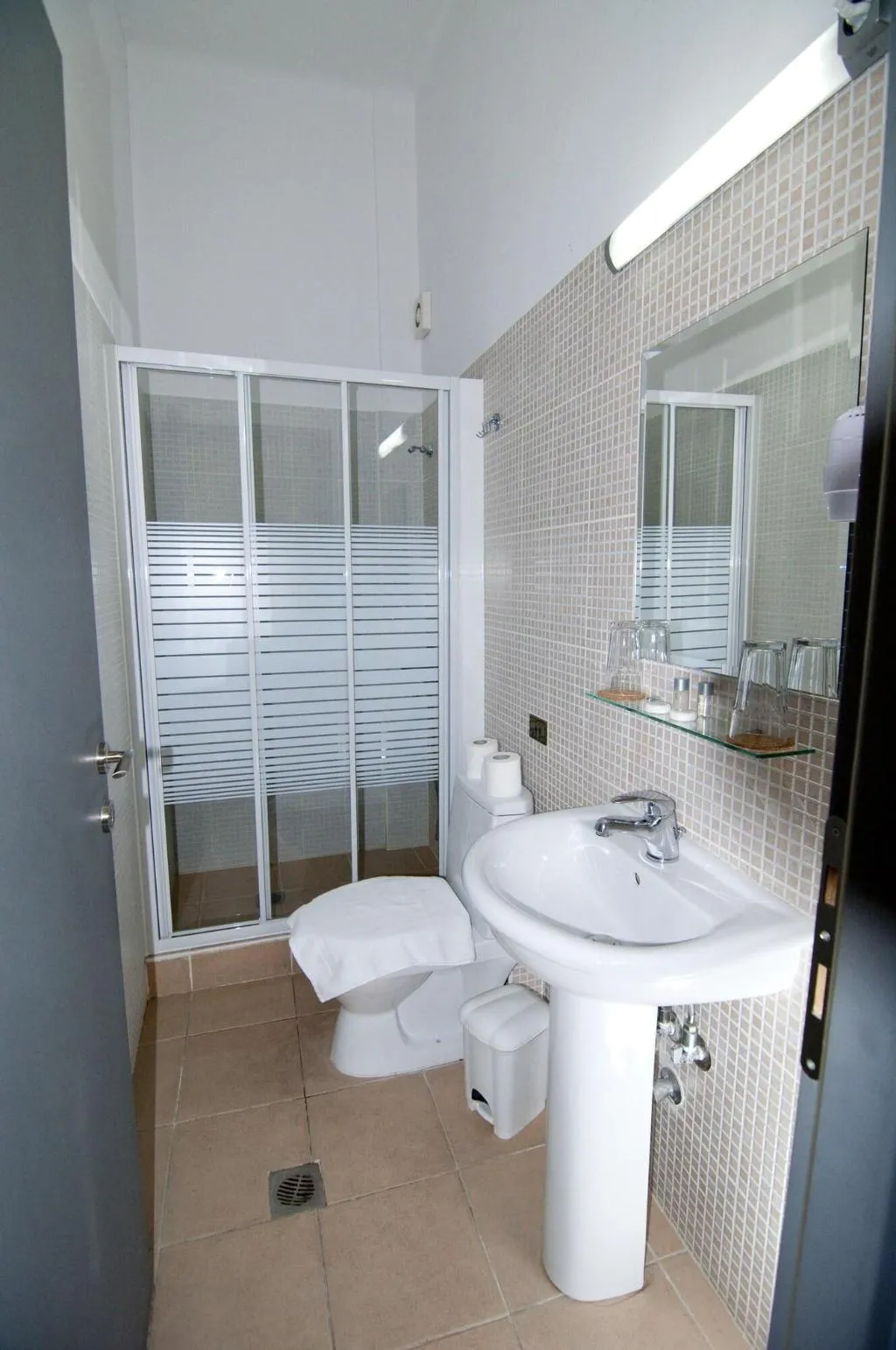 Room, Rent Rooms Thessaloniki, Halkidiki