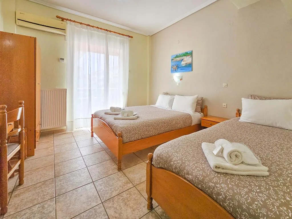 TRIPLE WITH BALCONY Room, Lucia Hotel Paralia, Thessaloniki