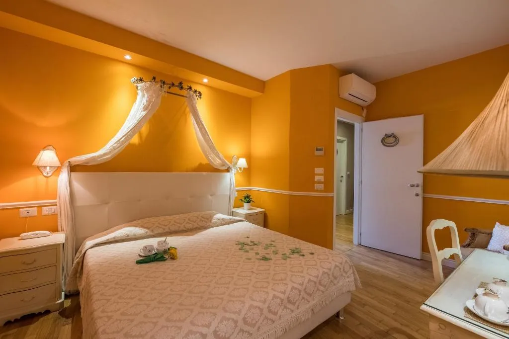 Room, B B Emozioni Fiorentine, Florence