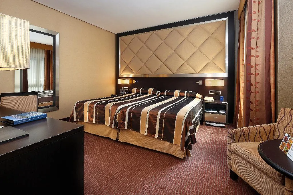 DOUBLE STANDARD Room, Hcc St. Moritz, Barcelona