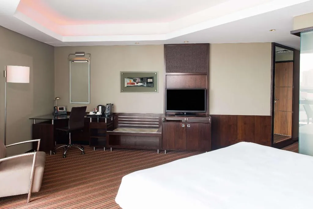 Room, Radisson Blu Hotel, Dubai Media City, Dubai
