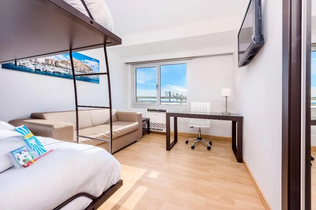 Room, Hotel Alicante Gran Sol Affiliated by Melia, Costa Blanca