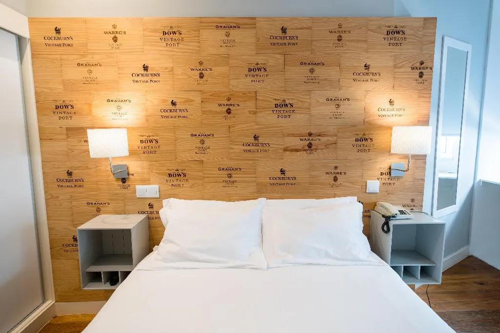 DOUBLE STANDARD Room, Decanting Porto House, Porto