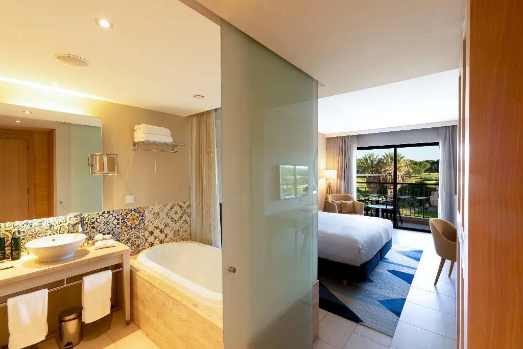 FAMILY ROOM STANDARD Room, Hilton Vilamoura As Cascatas Golf Resort & Spa, Algarve