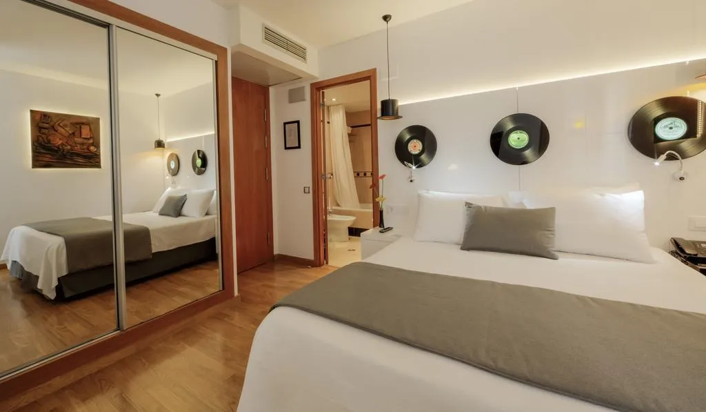 DOUBLE STANDARD Room, Evenia Rocafort, Barcelona