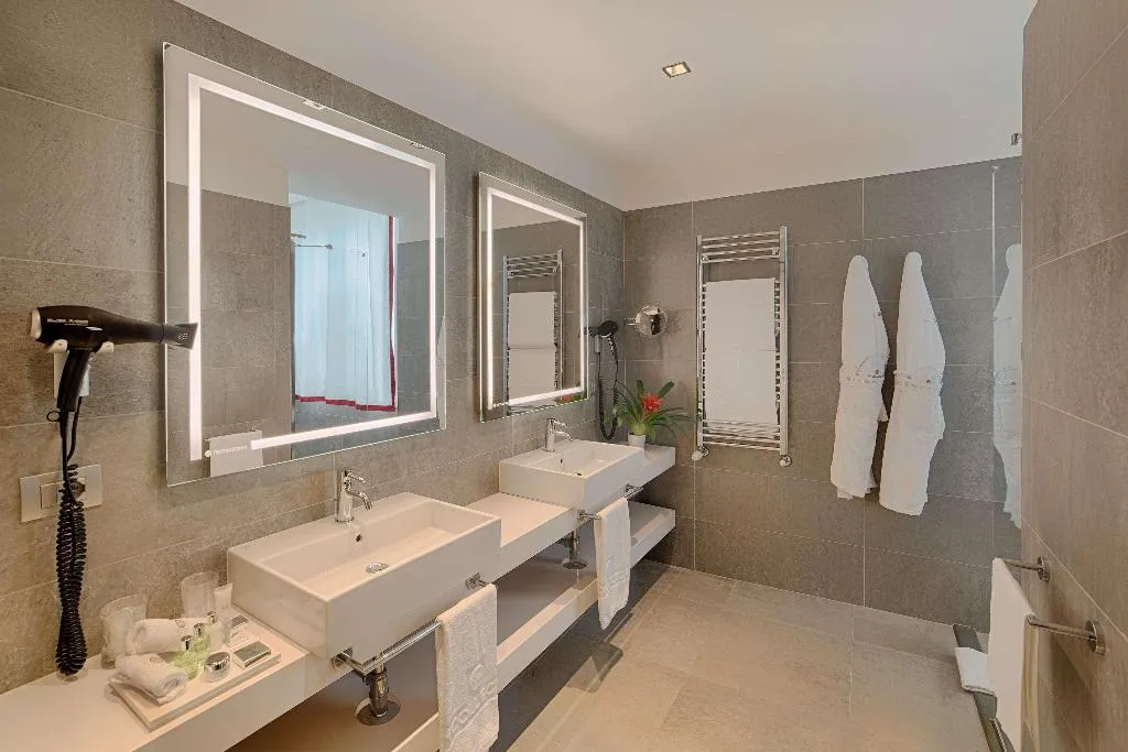 Room, NH Collection Roma Palazzo Cinquecento, Rome