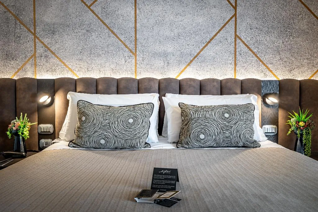 JUNIOR SUITE DELUXE WITH TERRACE Room, Palazzo Alfieri, Florence