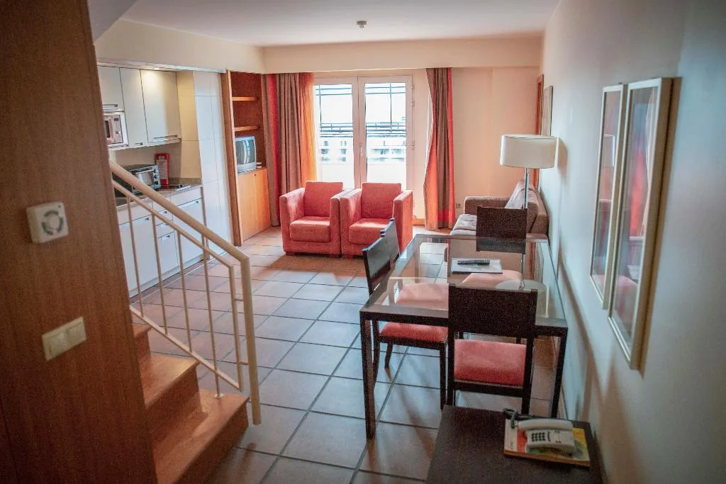 STUDIO SUPERIOR CAPACITY 4 Room, Apartamentos Turisticos Atlantida, Madeira