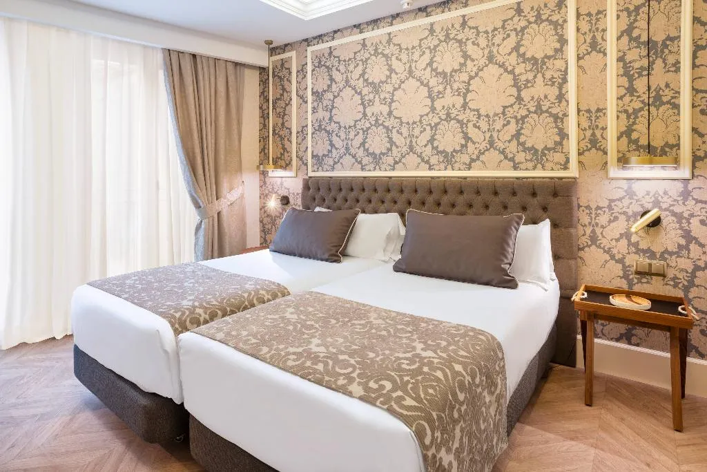 Double or Twin STANDARD Room, Catalonia las Cortes, Madrid