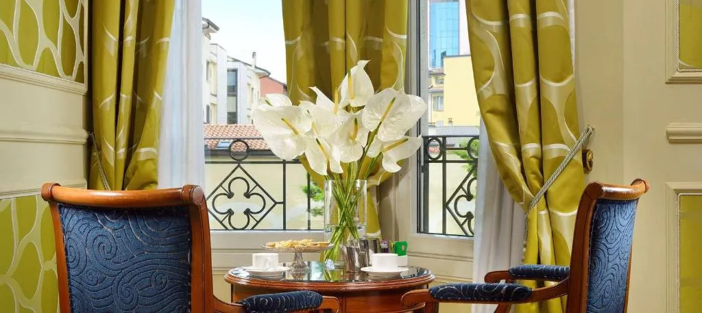Room, Grand Visconti Palace, Milan