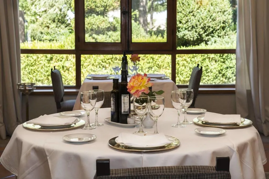 Restaurant, Parador de Avila, Madrid
