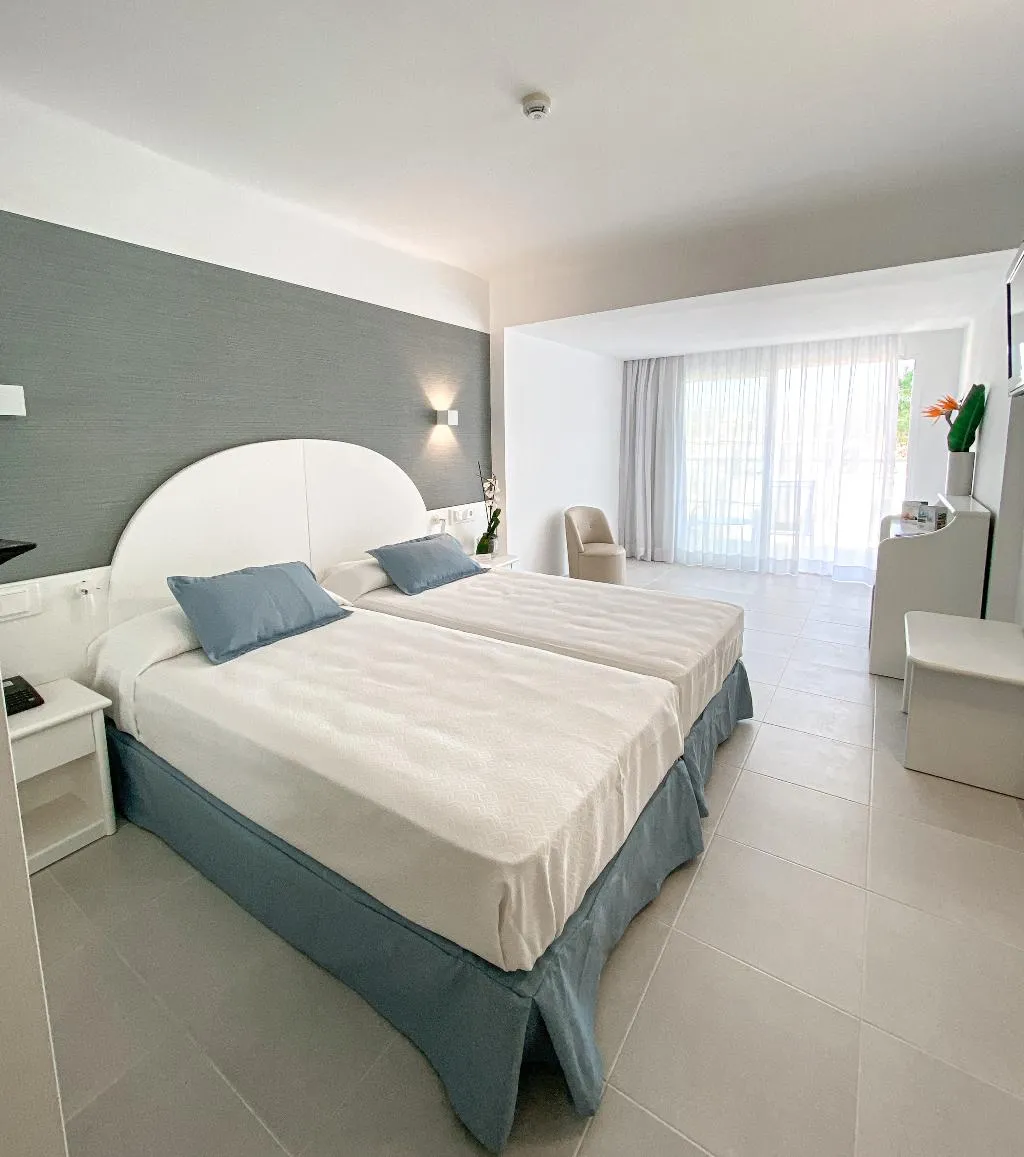 DOUBLE SINGLE USE SUPERIOR Room, Reverence Life Hotel, Majorca