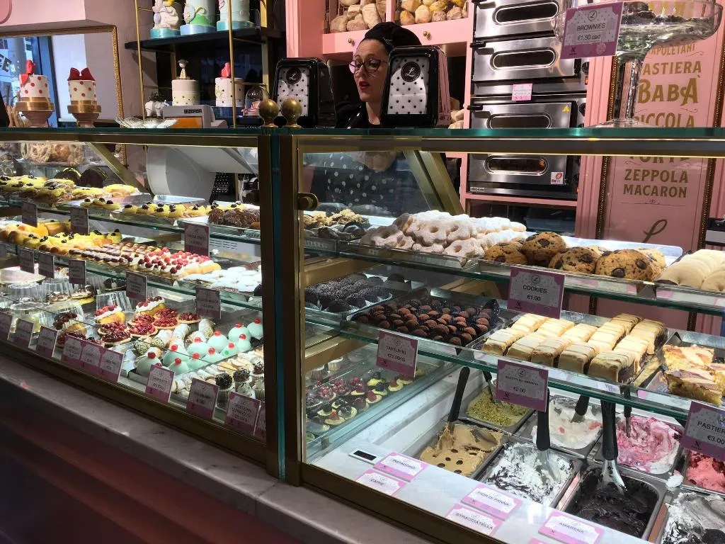 Restaurant, Boutique Toledo, Naples