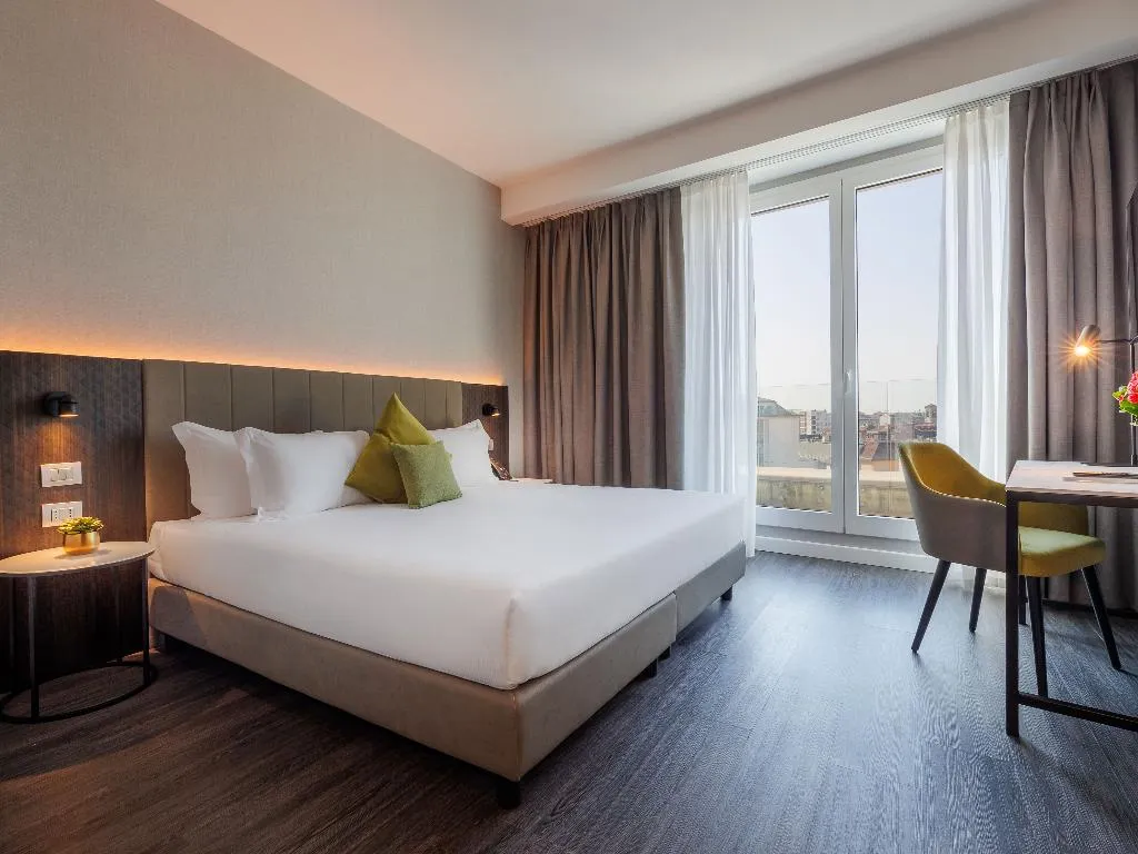 DOUBLE DELUXE Room, iH Hotels Milano Centrale, Milan