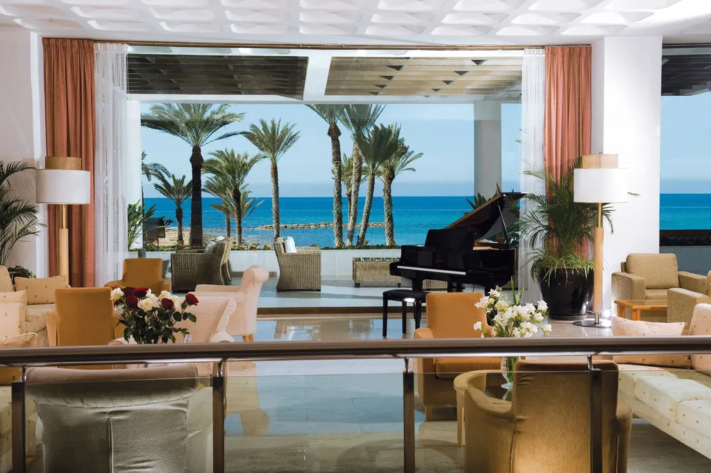 Bar, Constantinou Bros Pioneer Beach Hotel, Cyprus