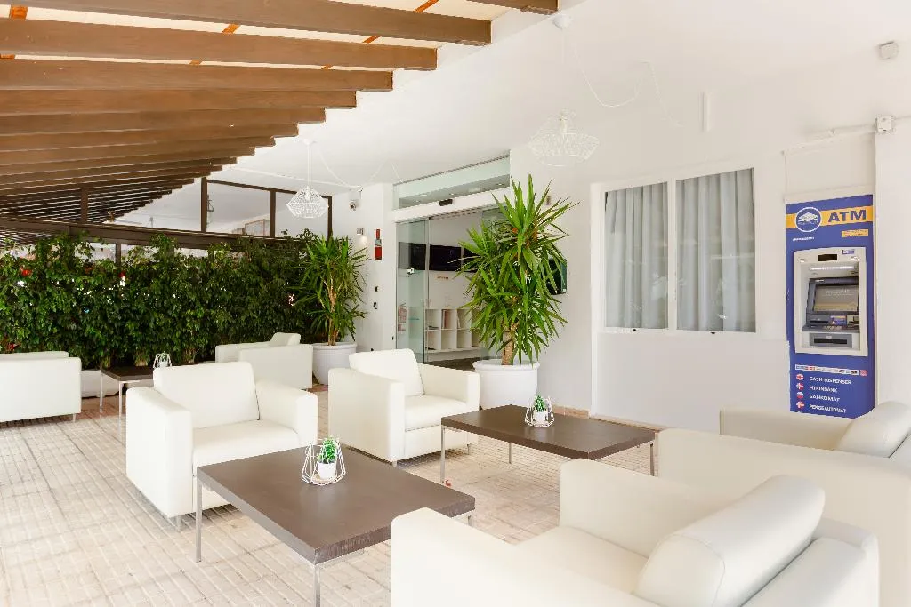 Terrace, Caprice Tamarindos Apartments, Majorca