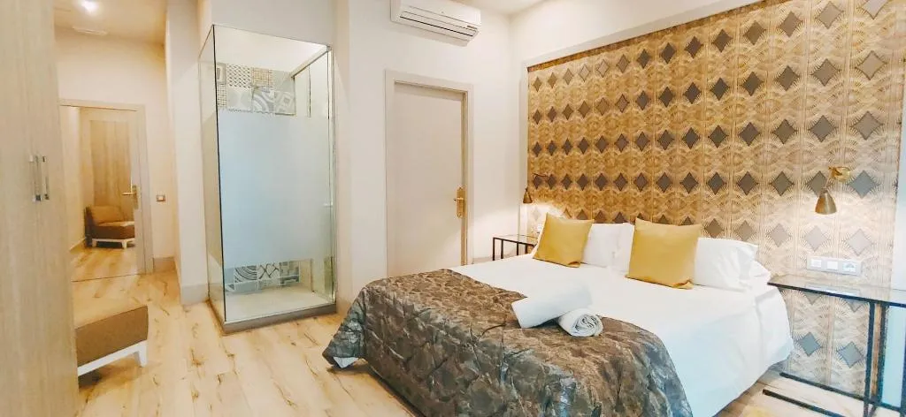 Room, Casa Balmes, Barcelona