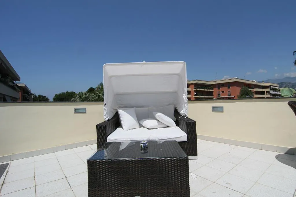 Terrace, Hotel Nice, Naples
