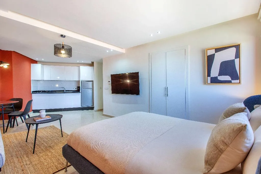 APARTMENT DELUXE KING BED Room, Zari Boutique Aparthotel, Marrakech