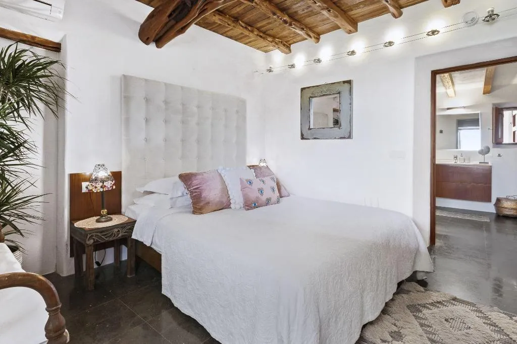 Room, Can Skye, Ibiza