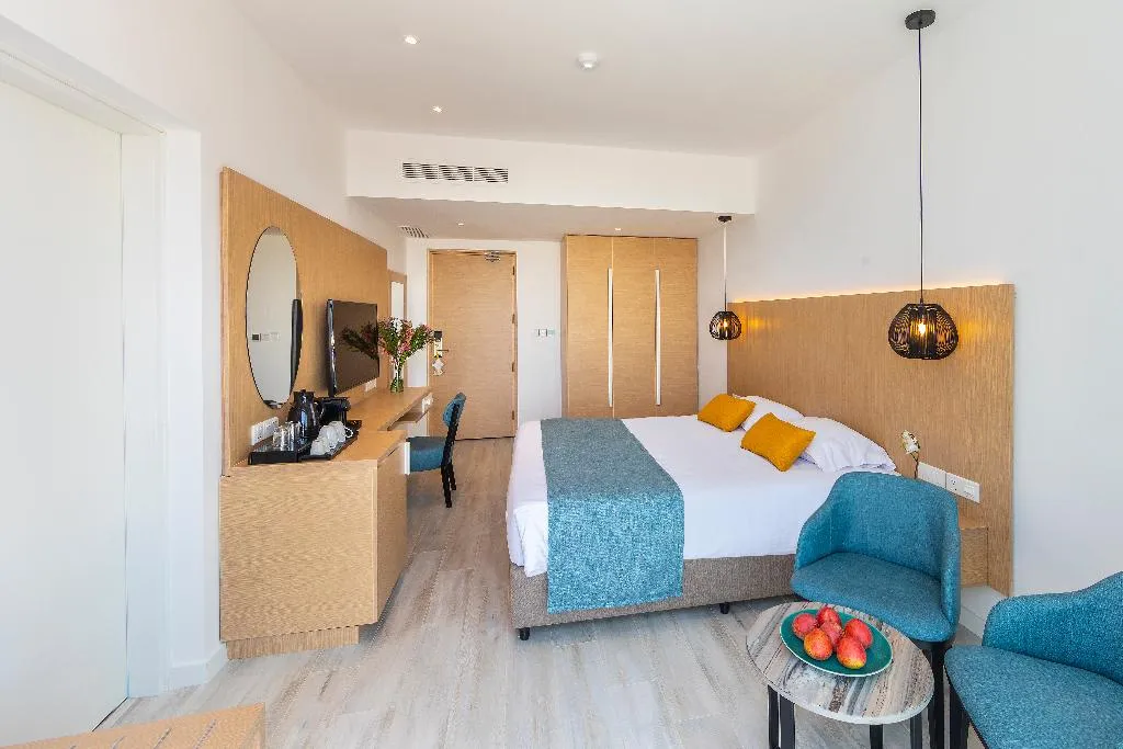 Double or Twin SIDE SEA VIEW Room, Leonardo Crystal Cove Hotel and Spa by the Sea, Cyprus