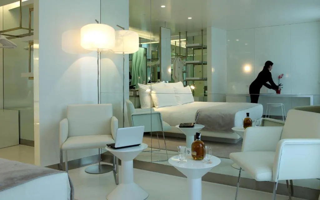 JUNIOR SUITE STANDARD Room, Hotel Arconte, Barcelona