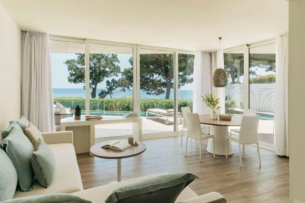SUITE WITH PRIVATE POOL Room, ME Ibiza, Ibiza