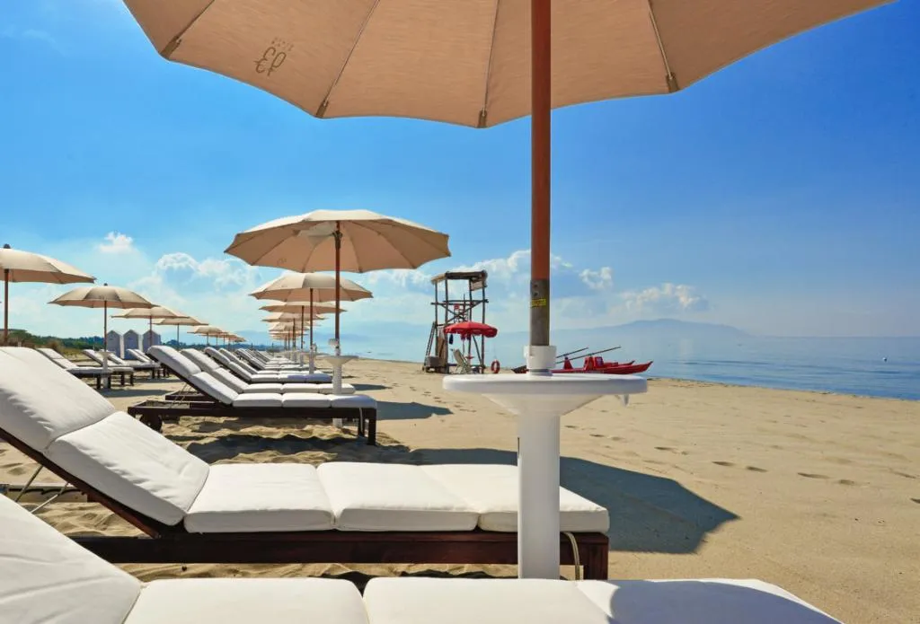 Beach, Savoy Beach, Naples